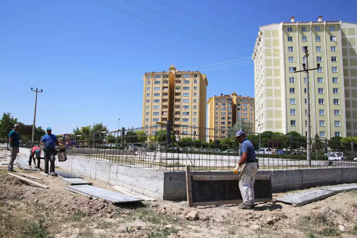 Yedi Mahalleye Daha Semt Spor Sahası