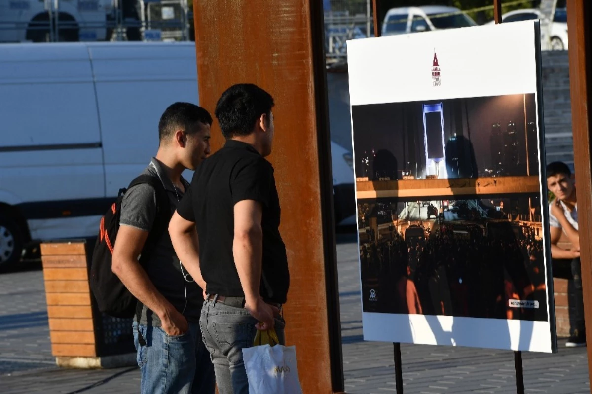 15 Temmuz\'u Anlatan 38 Fotoğraf Taksim Meydanı\'nda Sergileniyor