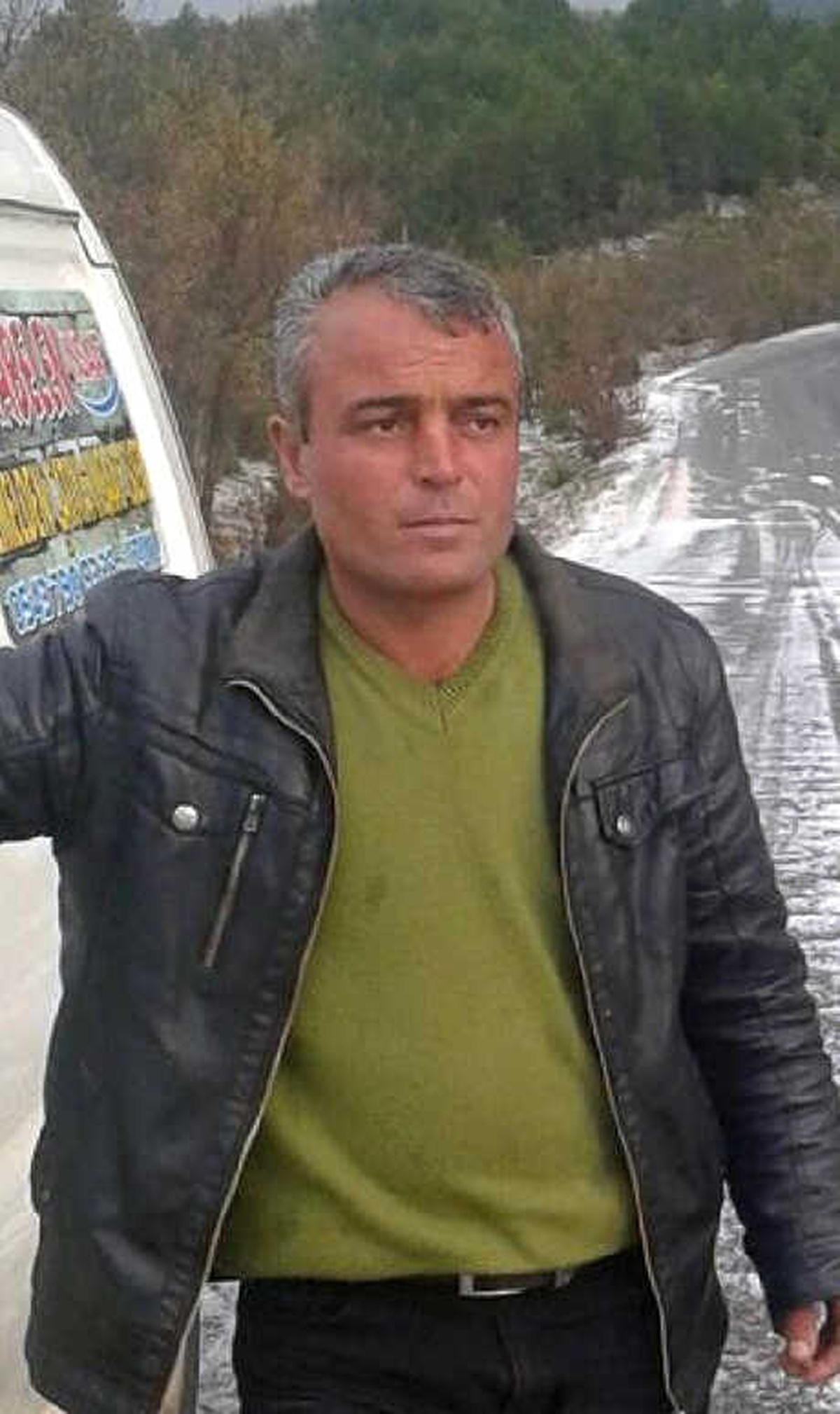 16 Yaşındaki Çocuk, Ablasıyla İlişkisi Olduğunu Öne Sürdüğü Kişiye Öldürdü