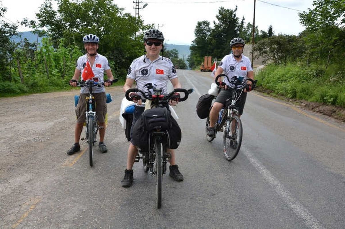 2 Bin Rakımındaki Çambaşı Yaylasına Pedal Çeviriyorlar