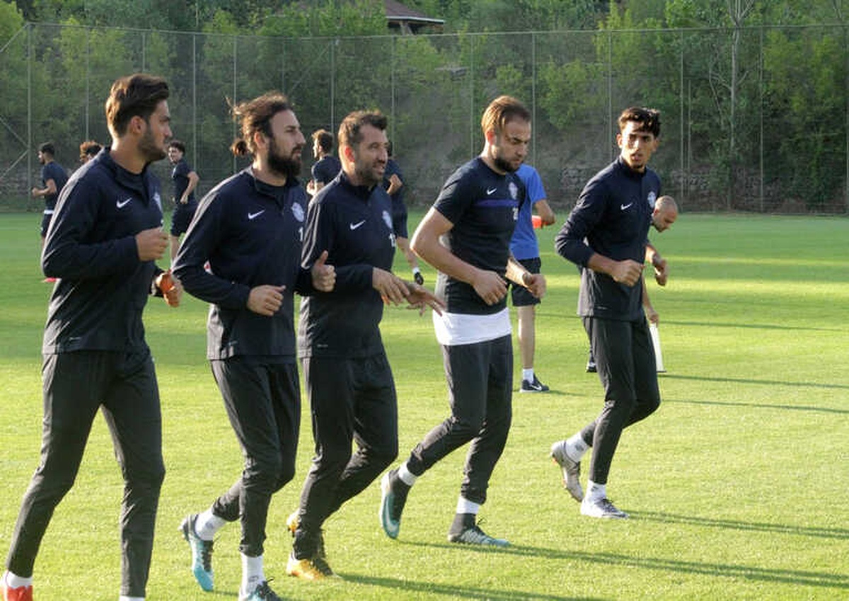 Adana Demirspor\'da Yeni Sezonun İlk Antrenmanı