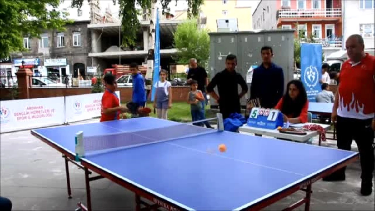 Ardahan\'da Masa Tenisi Turnuvası