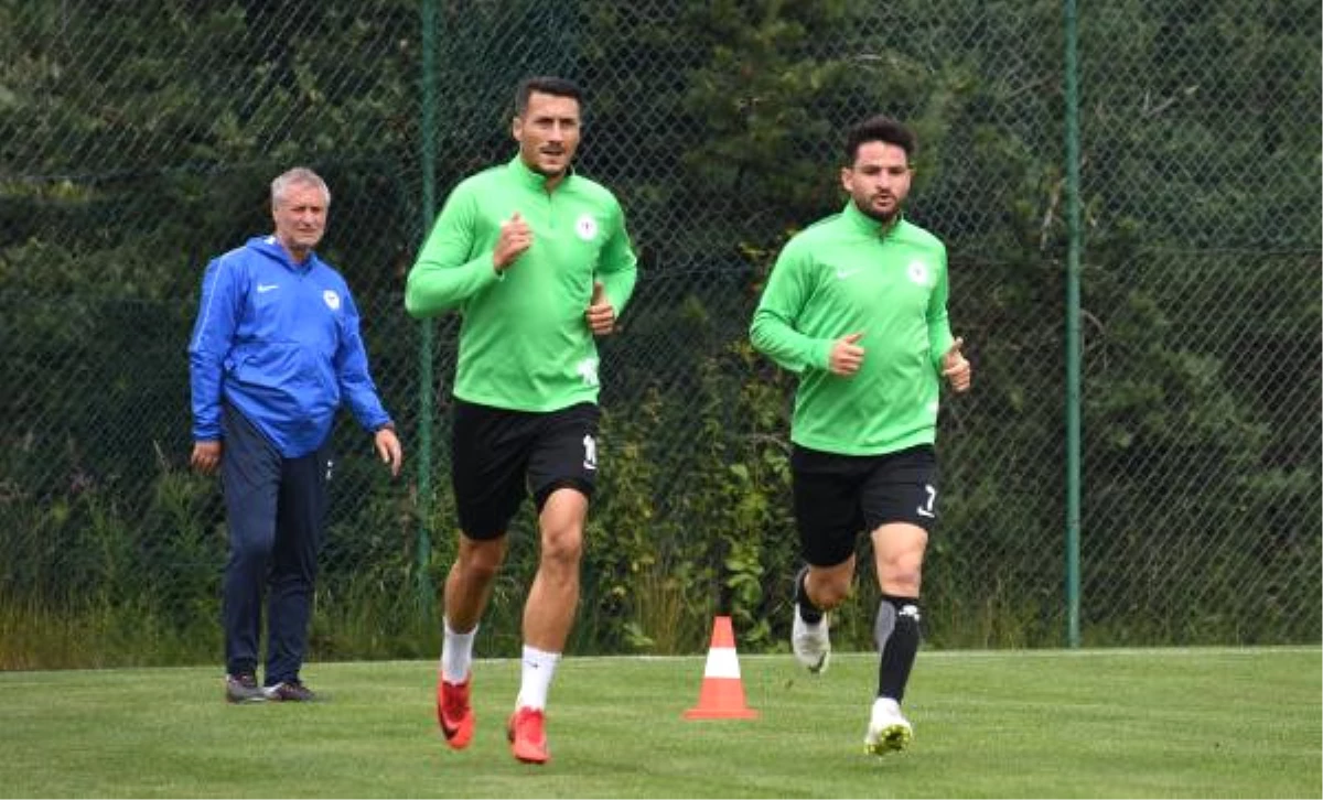Atiker Konyaspor\'da Yeni Sezon Hazırlıkları Sürüyor