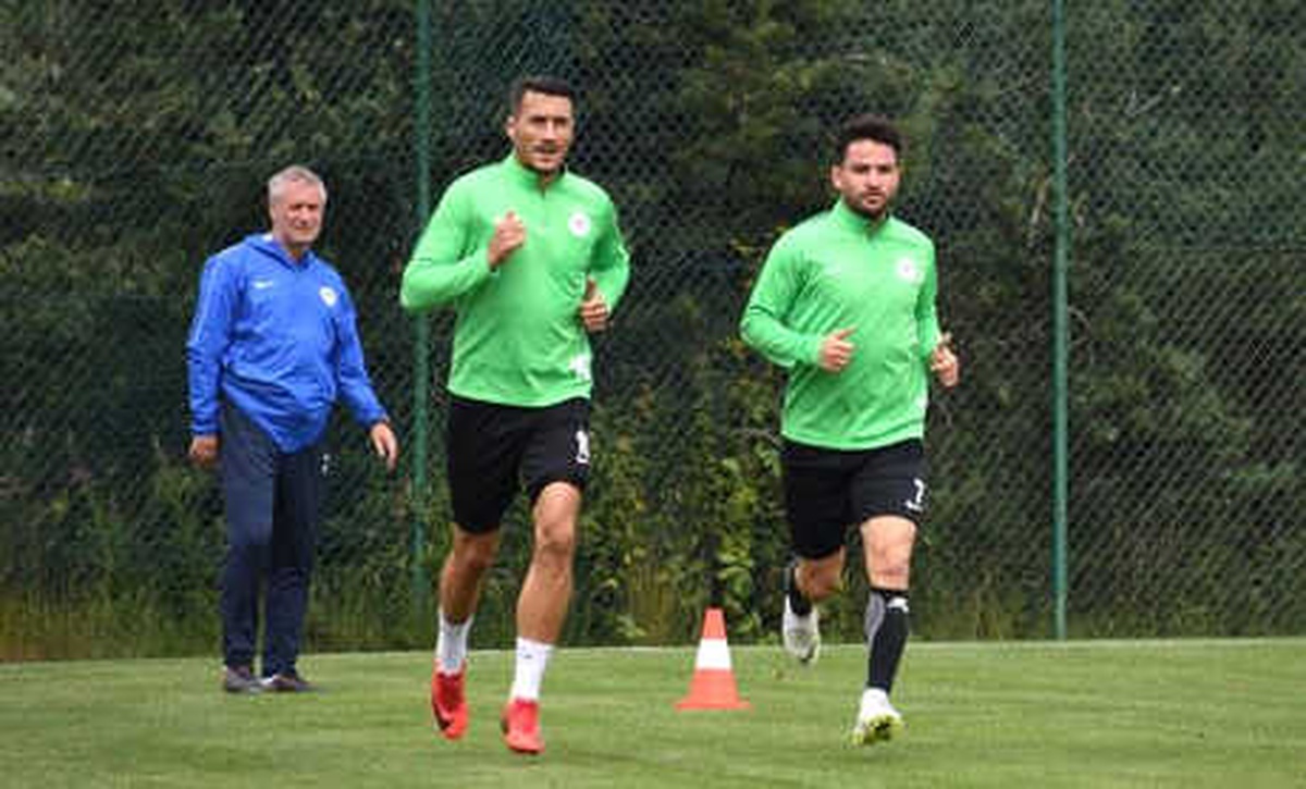 Atiker Konyaspor\'da Yeni Sezon Hazırlıkları Sürüyor