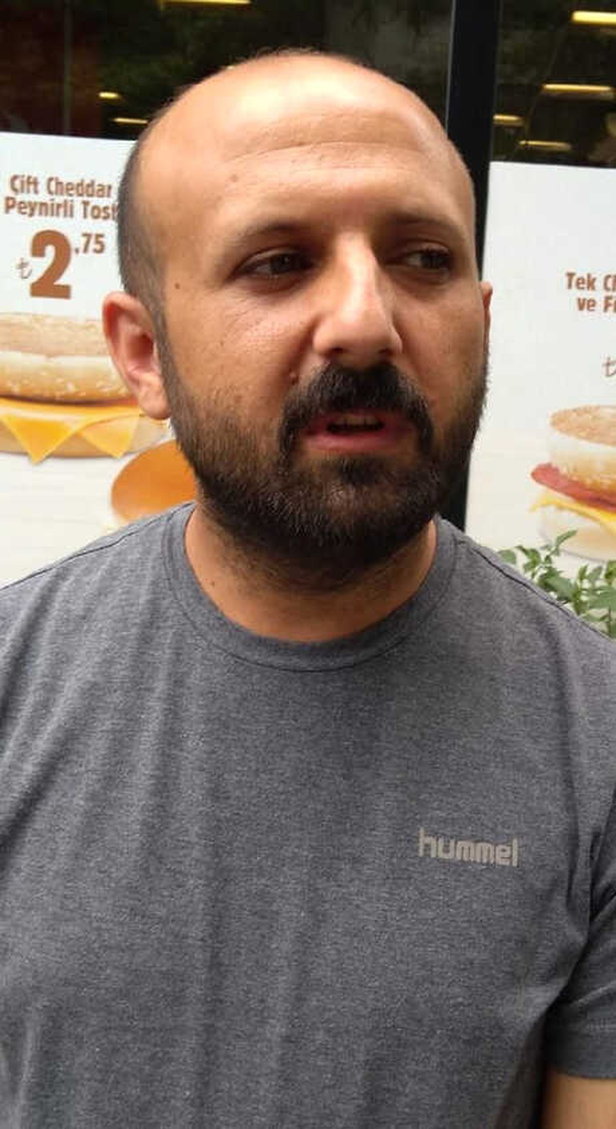 Atm\'ye Kart Kopyalama Cihazı Yerleştirirken Yakalandı