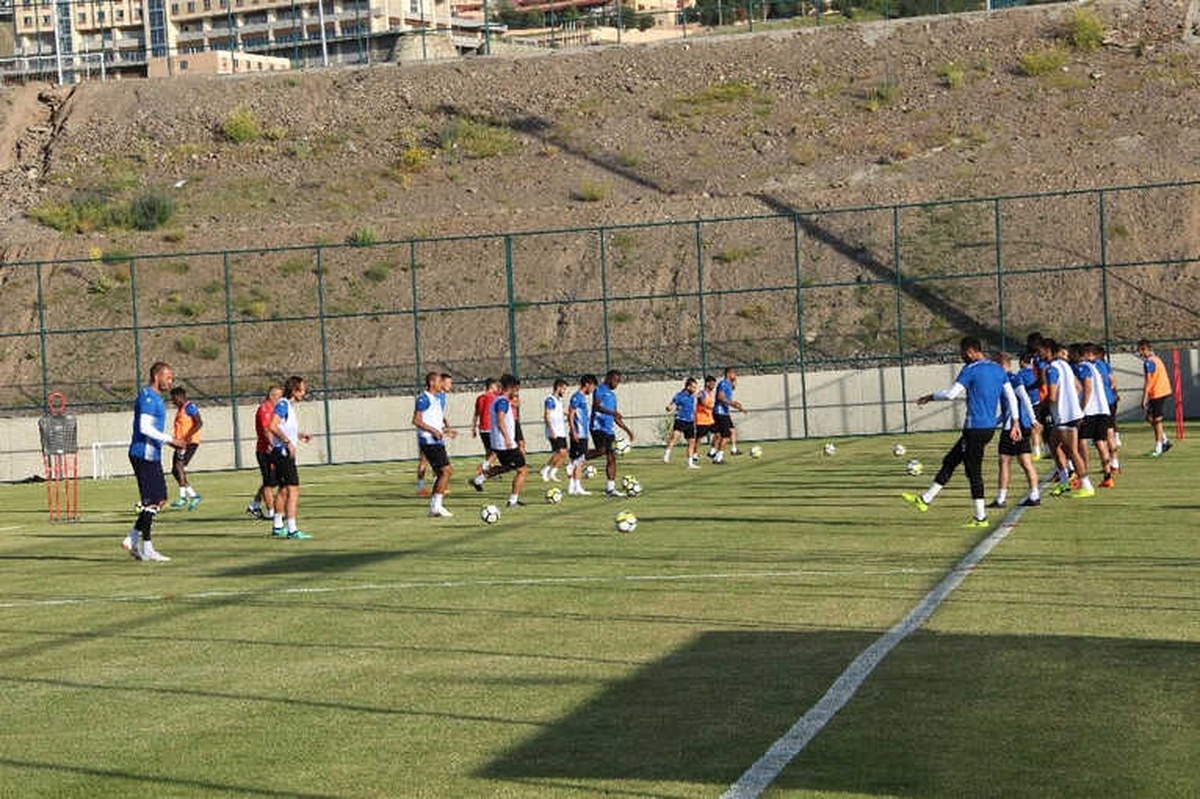 Aytemiz Alanyaspor\'un Erzurum Kampında Keyifler Yerinde