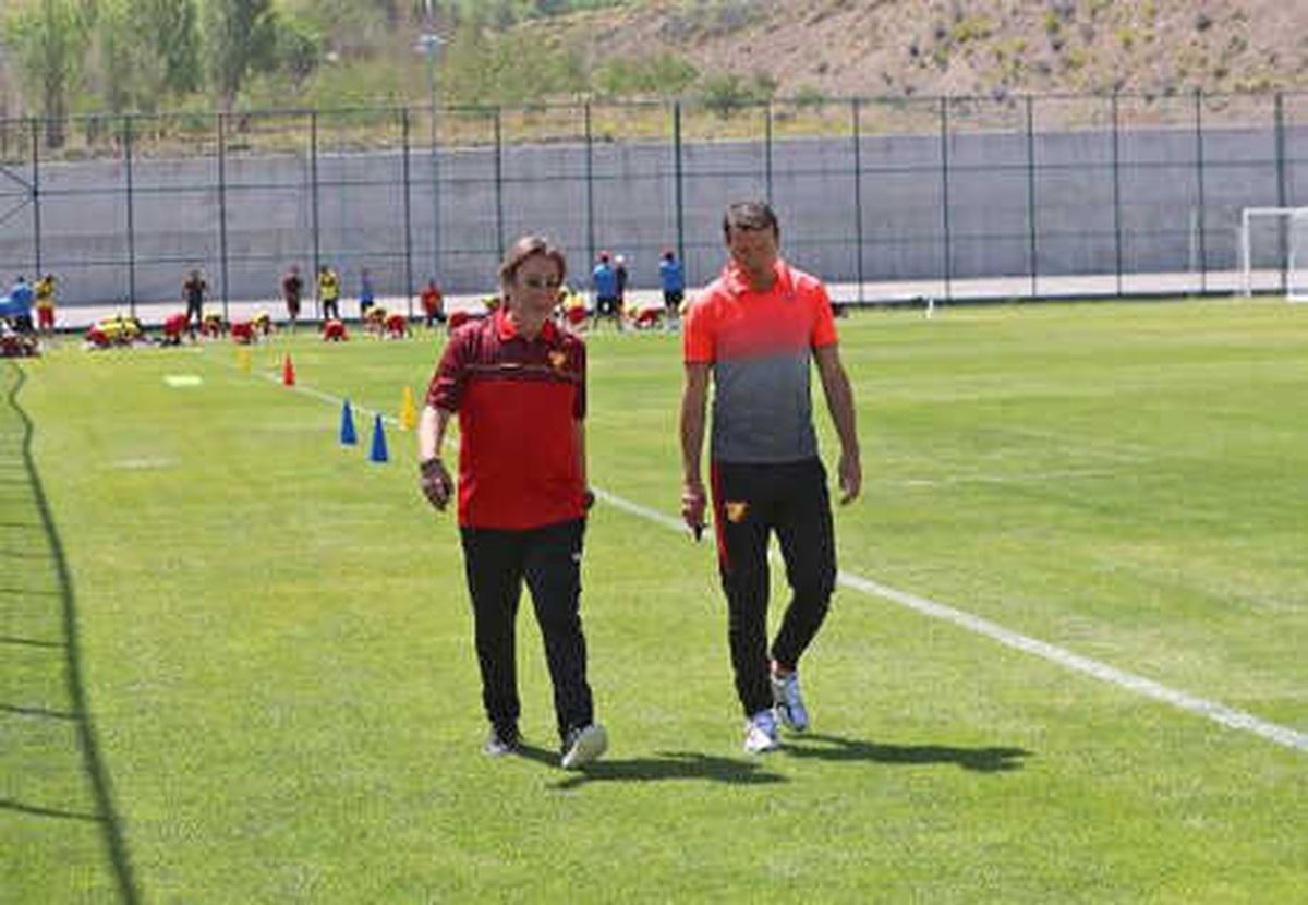 Göztepe\'de Transfer Zirvesi