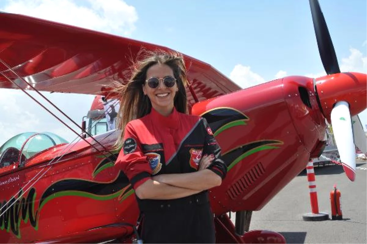Kadın Akrobasi Pilotu Öztürk: Havacılık Aşkına Tutuldum