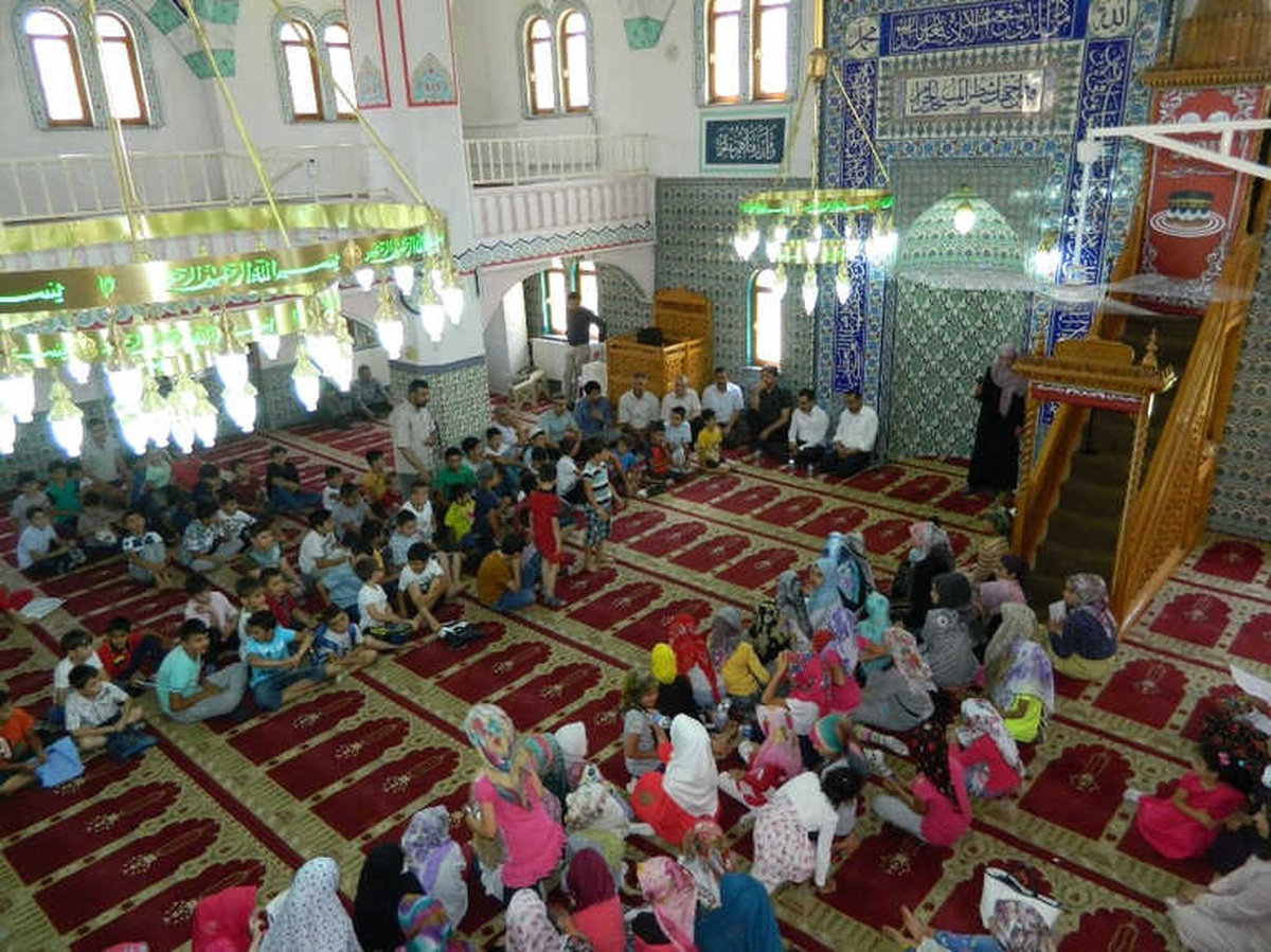 Kur\'an Kursu Öğrencileri 15 Temmuz Şehitlerini Unutmadı