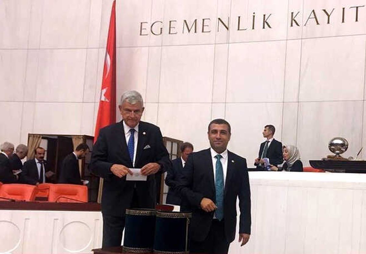 MHP\'li Vekilden Binali Yıldırım\'a Kutlama