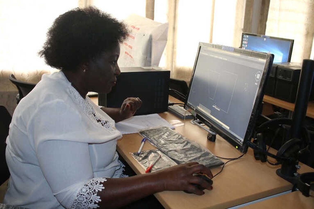 Mozambik\'te Üç Boyutlu Modelleme Alanında Mesleki Eğitim Düzenlendi