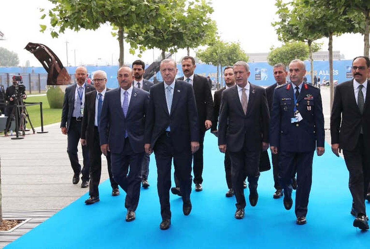 NATO Zirvesinin İkinci Günü Başlıyor