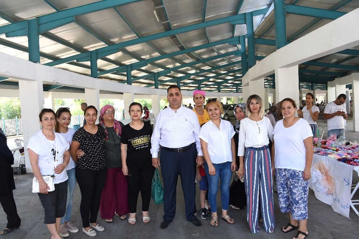 Tarsus\'ta Kadın Girişimcilere "Hanımeli Pazarı"