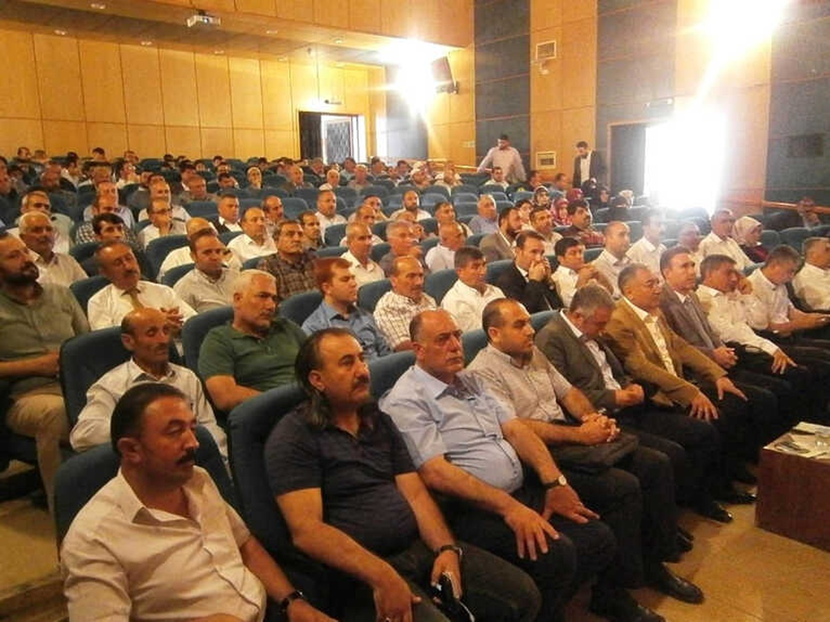 Tatvan\'da "Karanlık Geceden Aydınlık Sabaha" Konferansı