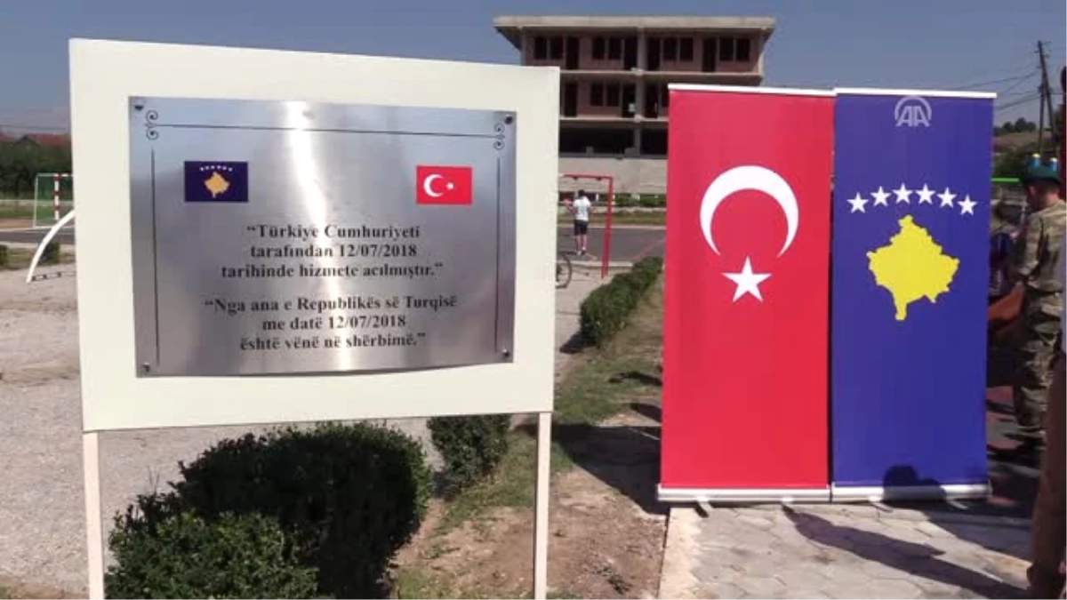 Türk Askerinden Kosova\'da Eğitime Destek