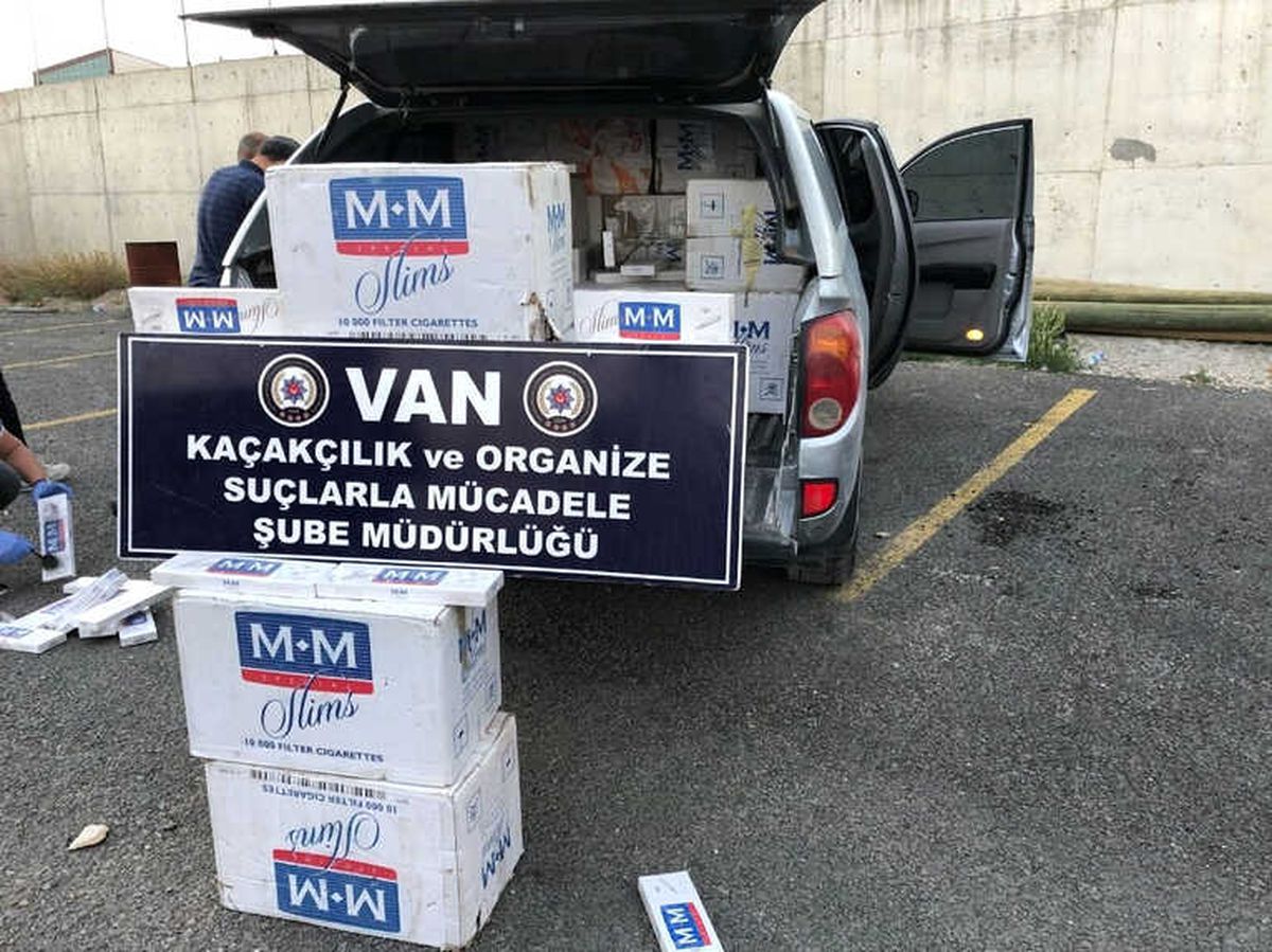 Van\'da 16 Bin Paket Kaçak Sigara Ele Geçirildi