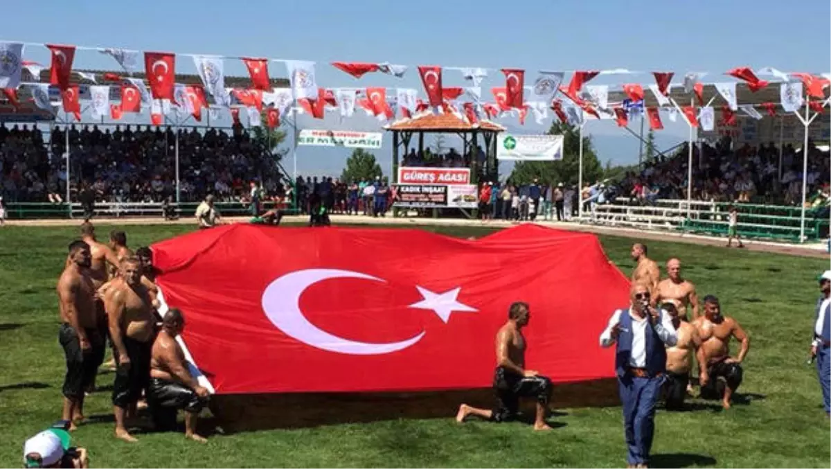 Yağlı Güreşleri\'nde Altın Kemer İçin Birçok Aday Var