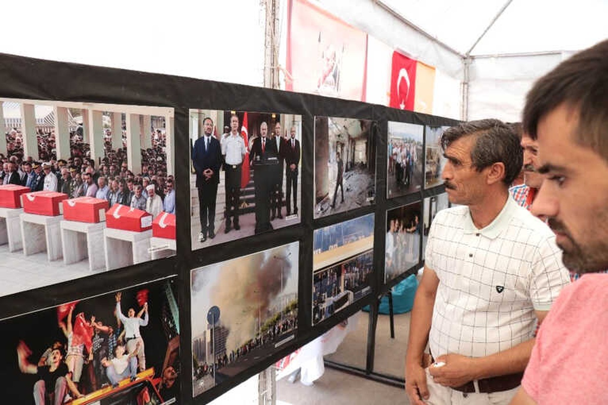15 Temmuz Fotoğraf Sergisi Açıldı