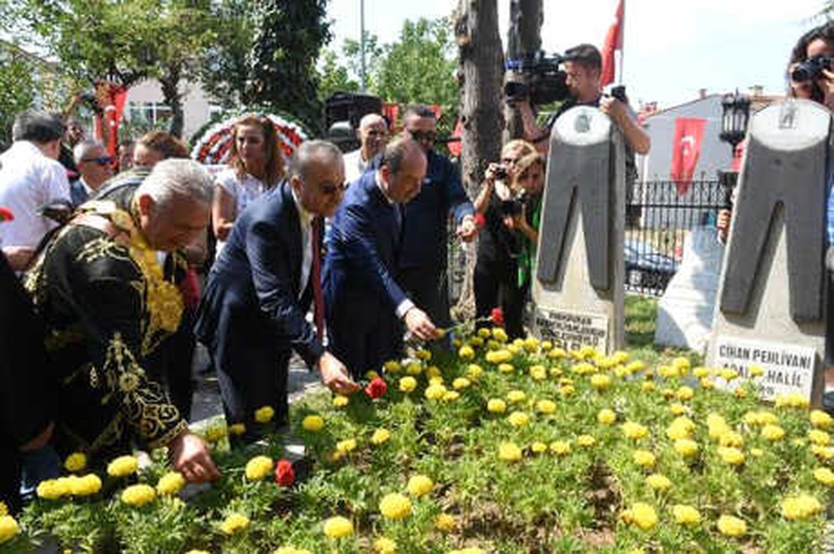 2 Altın Kemerli Kırkpınar Ağasına, Davul-zurnalı Karşılama