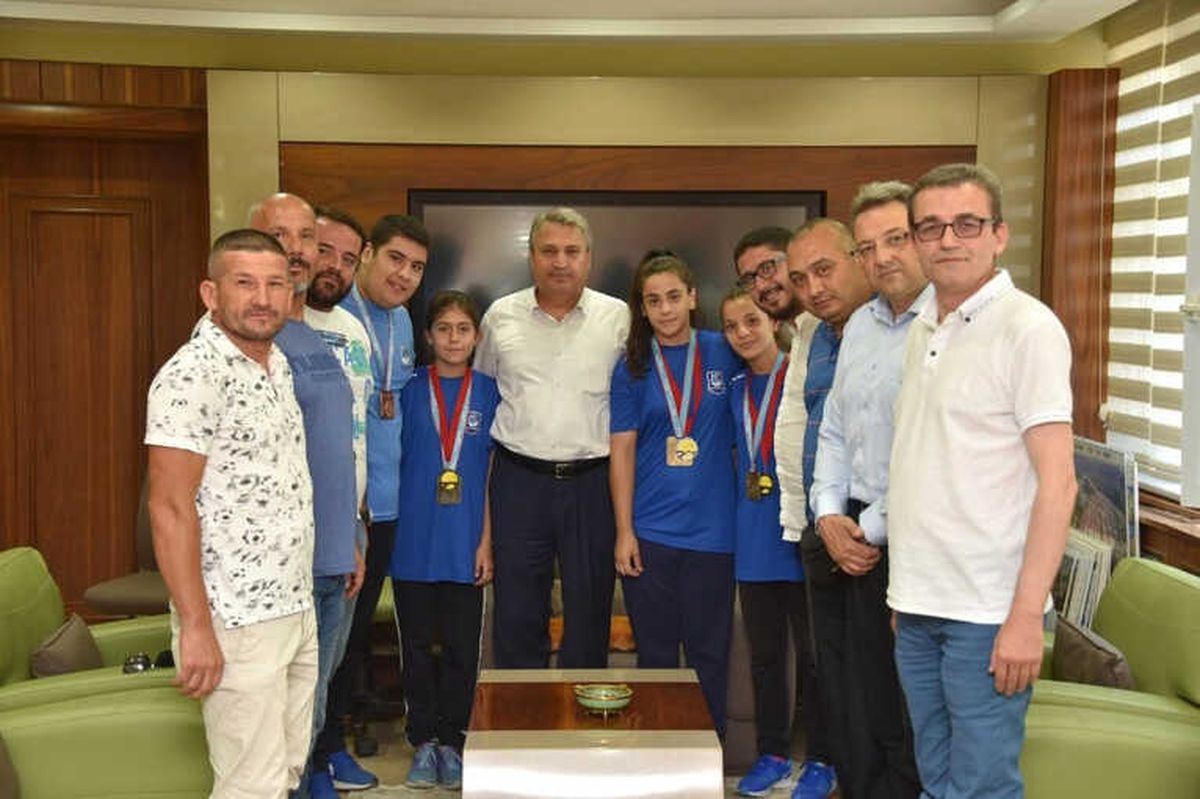 Başkan Çerçi Balkan Şampiyonlarını Ağırladı