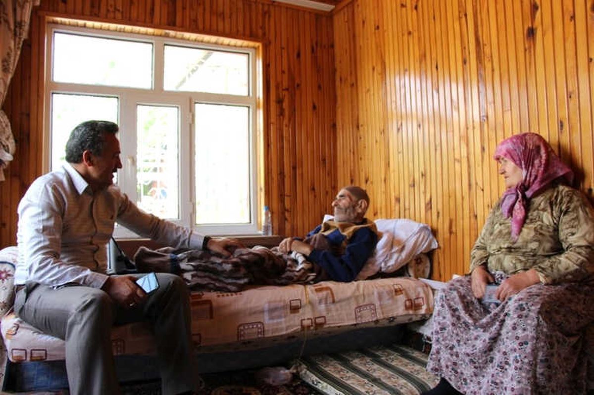 Başkan Tutal Hasta ve Yaşlı Ziyaretlerine Devam Ediyor