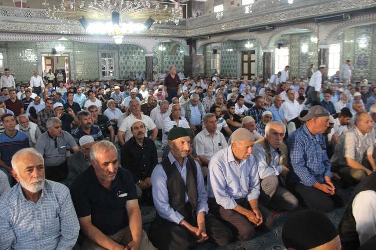 Elazığ\'da 15 Temmuz Şehitleri İçin Mevlit Okutuldu