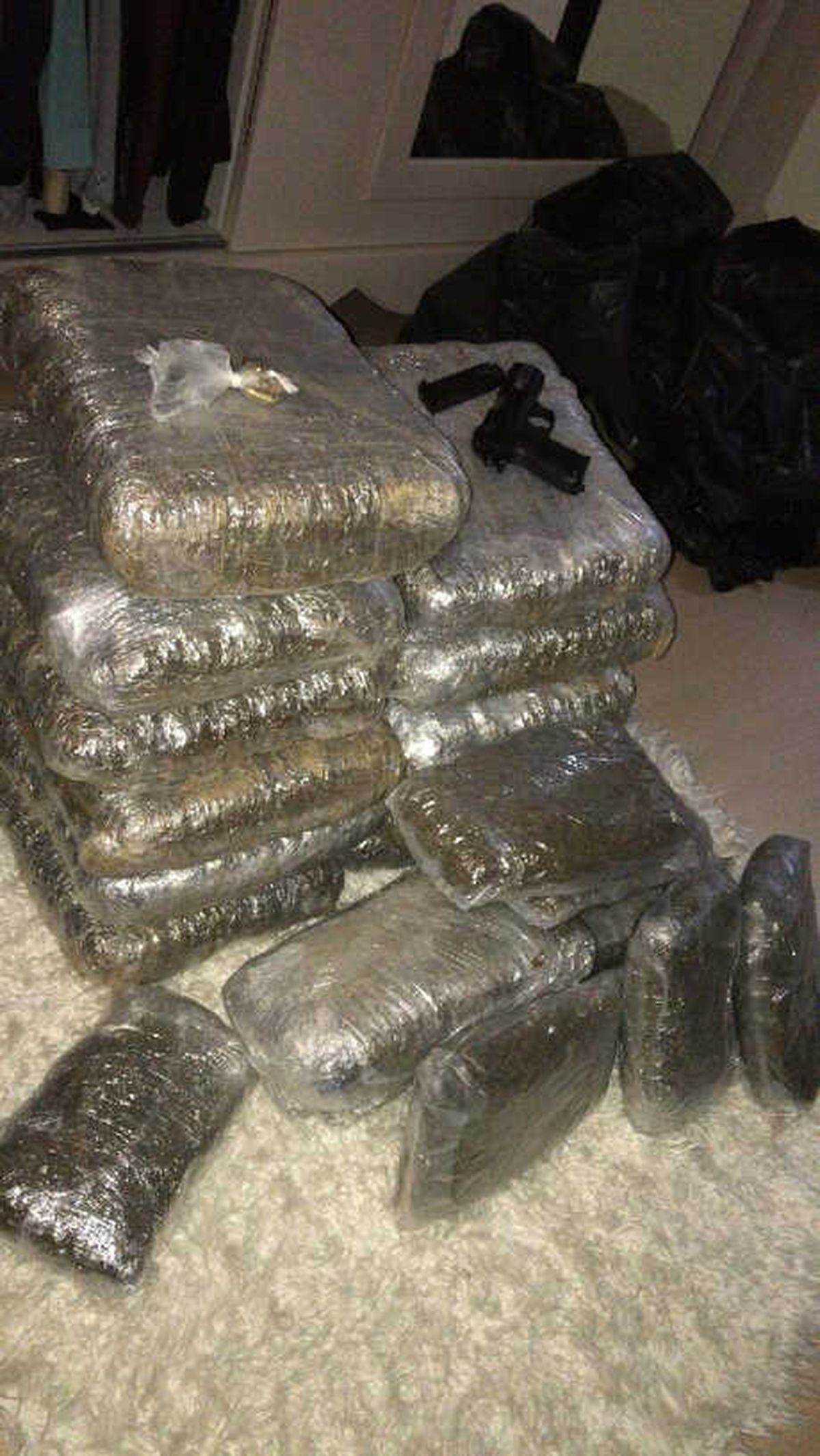 Esenyurt ve Küçükçekmece\'de Uyuşturucu Operasyonu