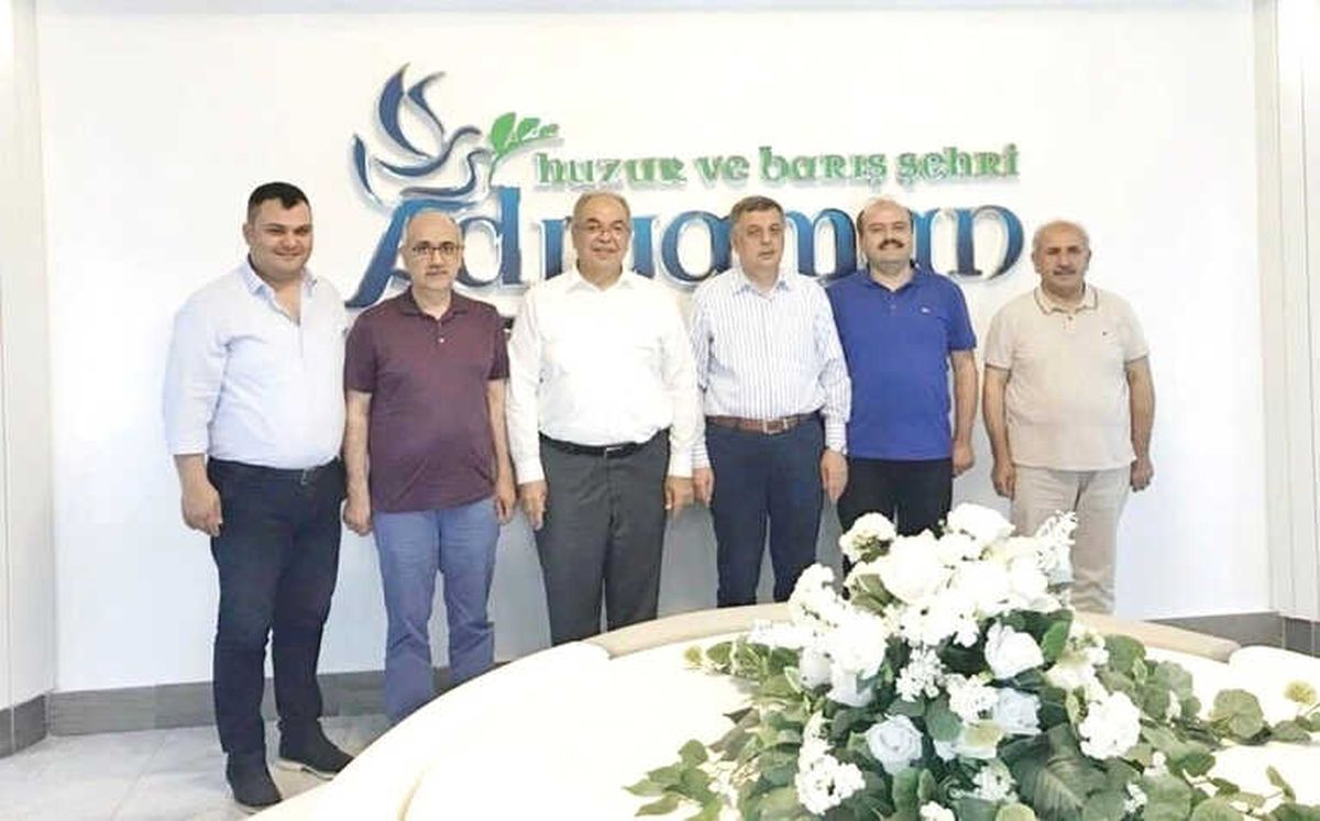 Eski Milletvekilleri Başkan Kutlu ile Bir Araya Geldi