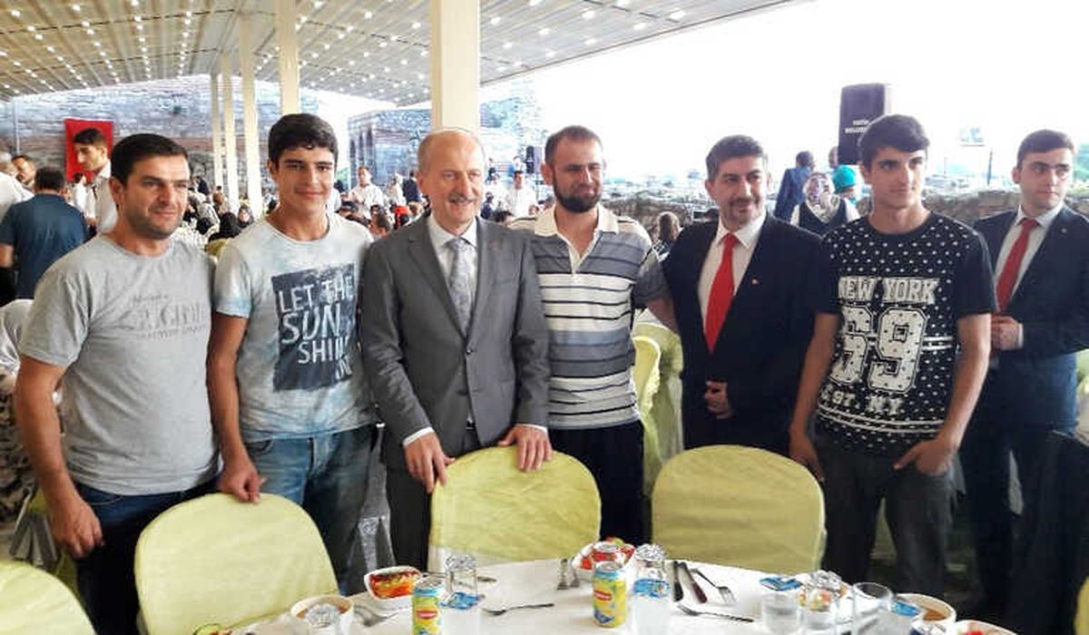 Gaziler ve Şehit Yakınları Düzenlenen Programda Bir Araya Geldi