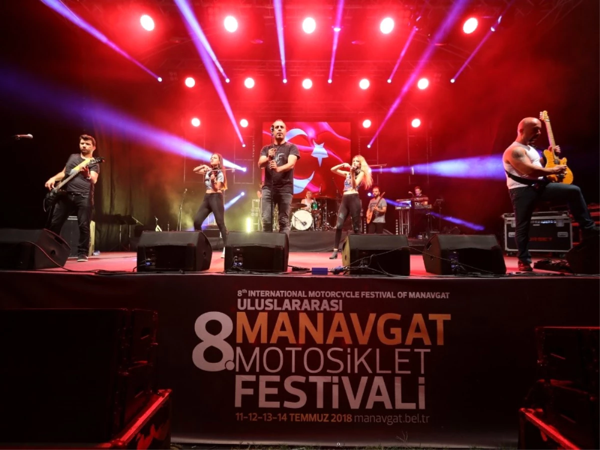 Motosiklet Festivalinde Haluk Levent Rüzgarı