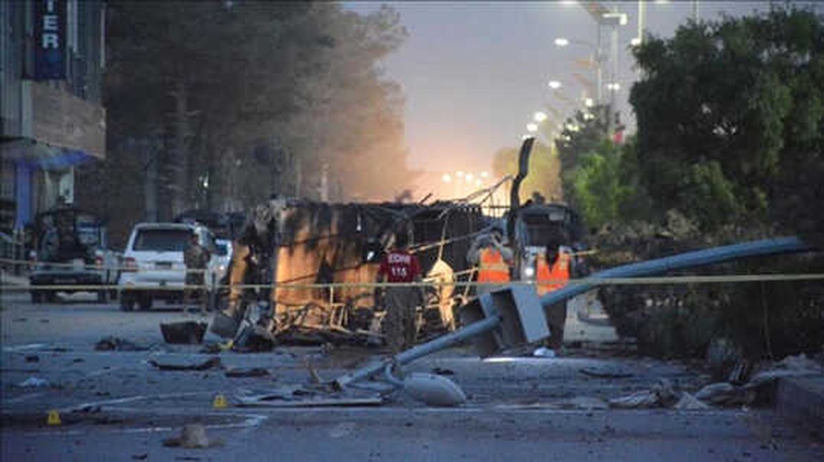 Pakistan\'da İki Mitingde Bombalı Saldırı: 29 Ölü