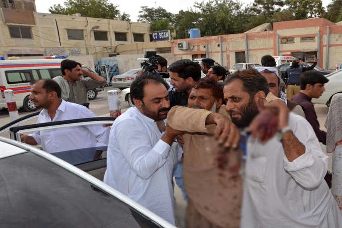 Pakistan\'da Seçim Mitinglerine Saldırı: En Az 80 Ölü