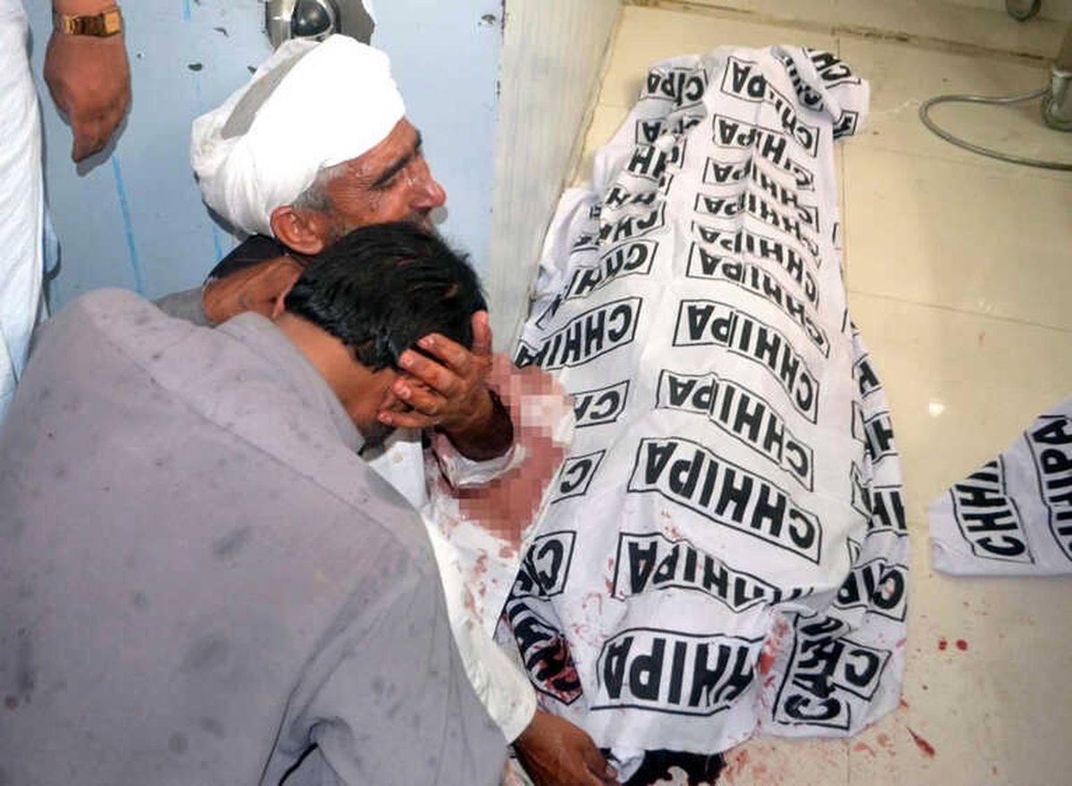 Pakistan\'da Seçim Mitinglerine Saldırı: En Az 80 Ölü