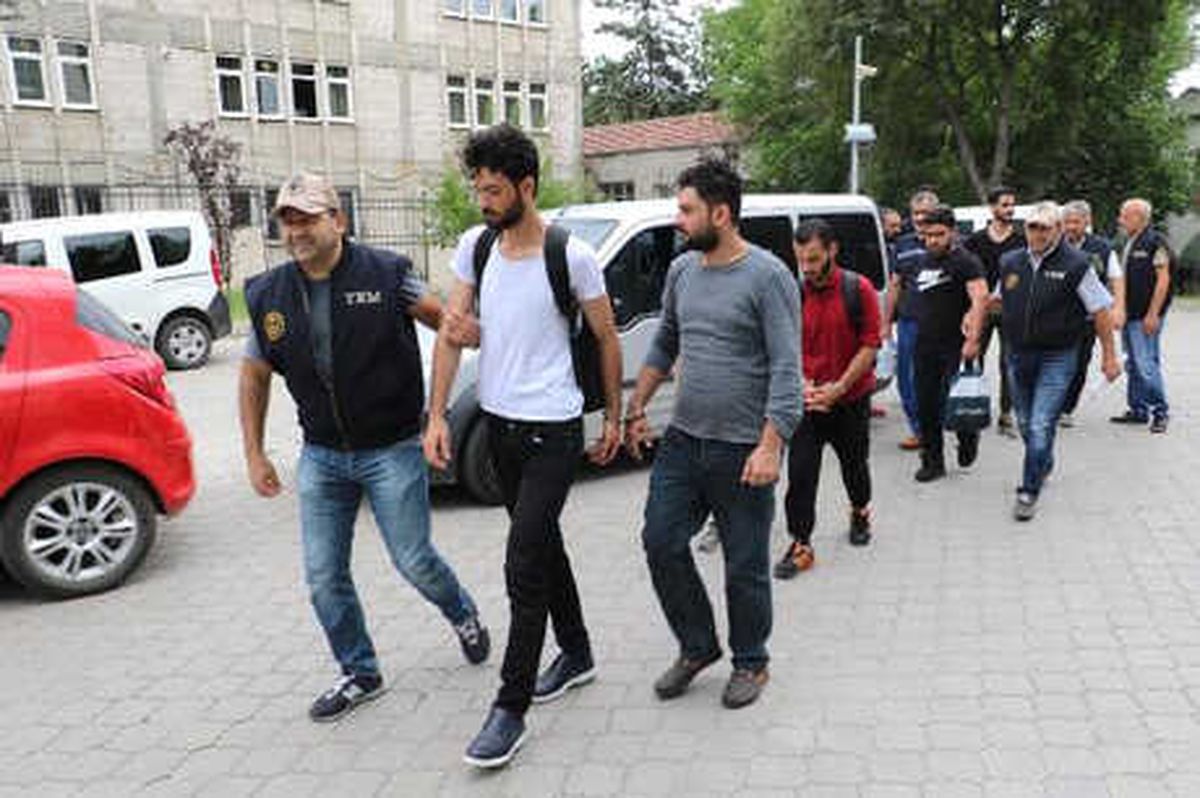 Samsun\'da Deaş Şüphelisi 7 Kişi Adliyede