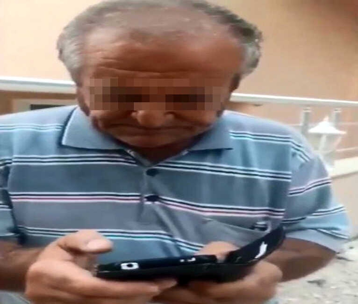 Videosunu Çeken Adamı Sosyal Medyada Paylaştı