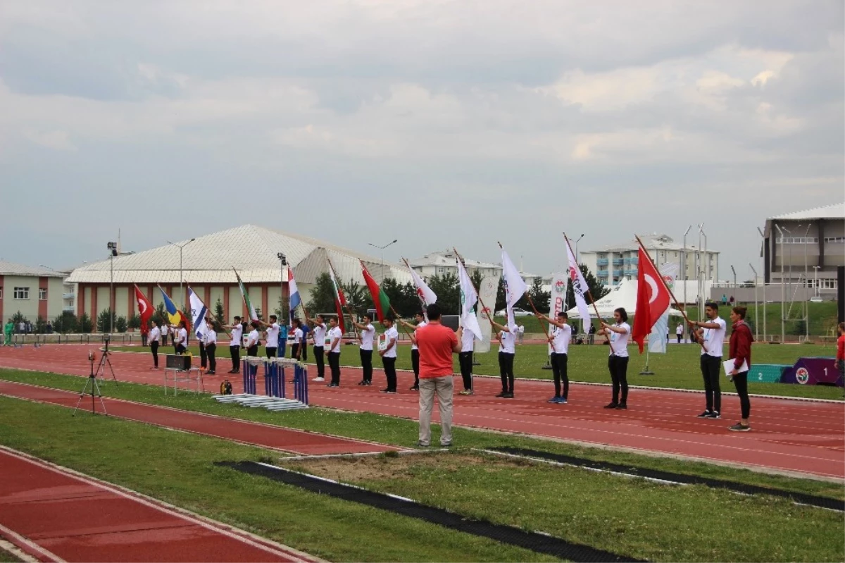 Atletizm 4. Uluslararası Sprint ve Bayrak Yarışmaları Kupası Erzurum\'da Başladı