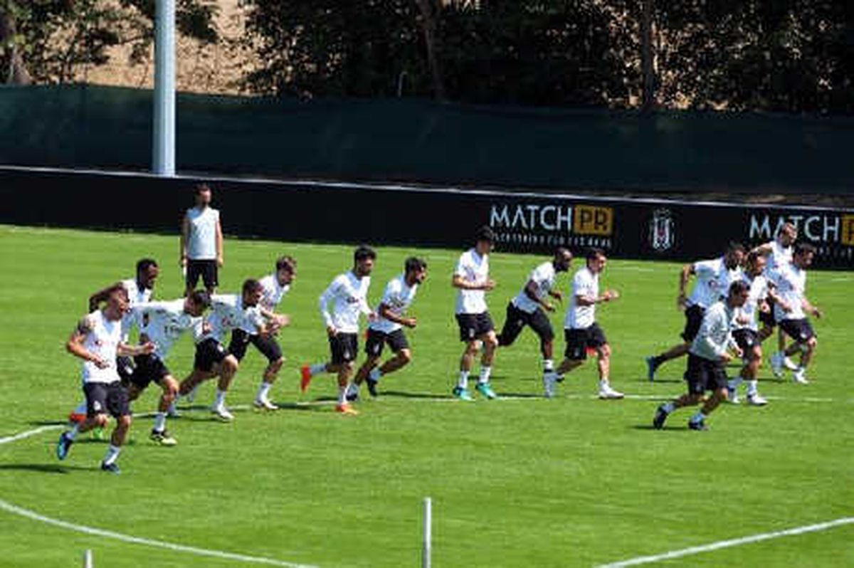 Beşiktaş Günün İlk Çalışmasını Tamamladı