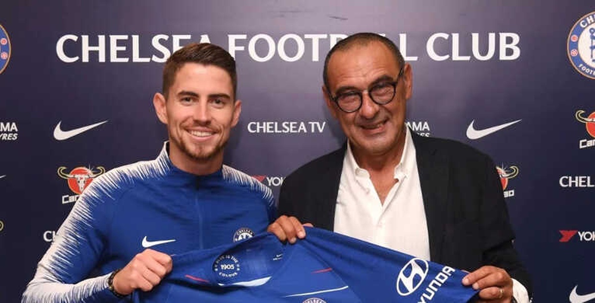 Chelsea, Napoli\'den Jorginho\'yu Transfer Etti