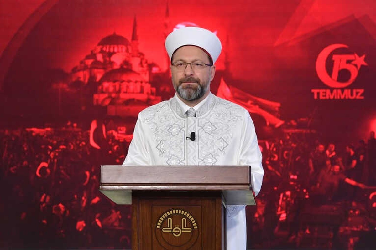 Diyanet İşleri Başkanı Erbaş\'tan 15 Temmuz Mesajı