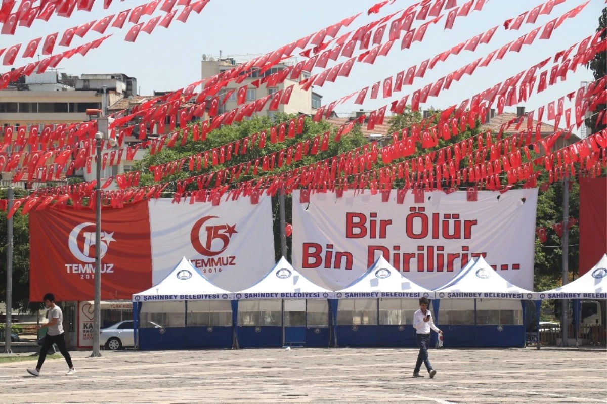 Gaziantep\'te 15 Temmuz Hazırlıkları Devam Ediyor