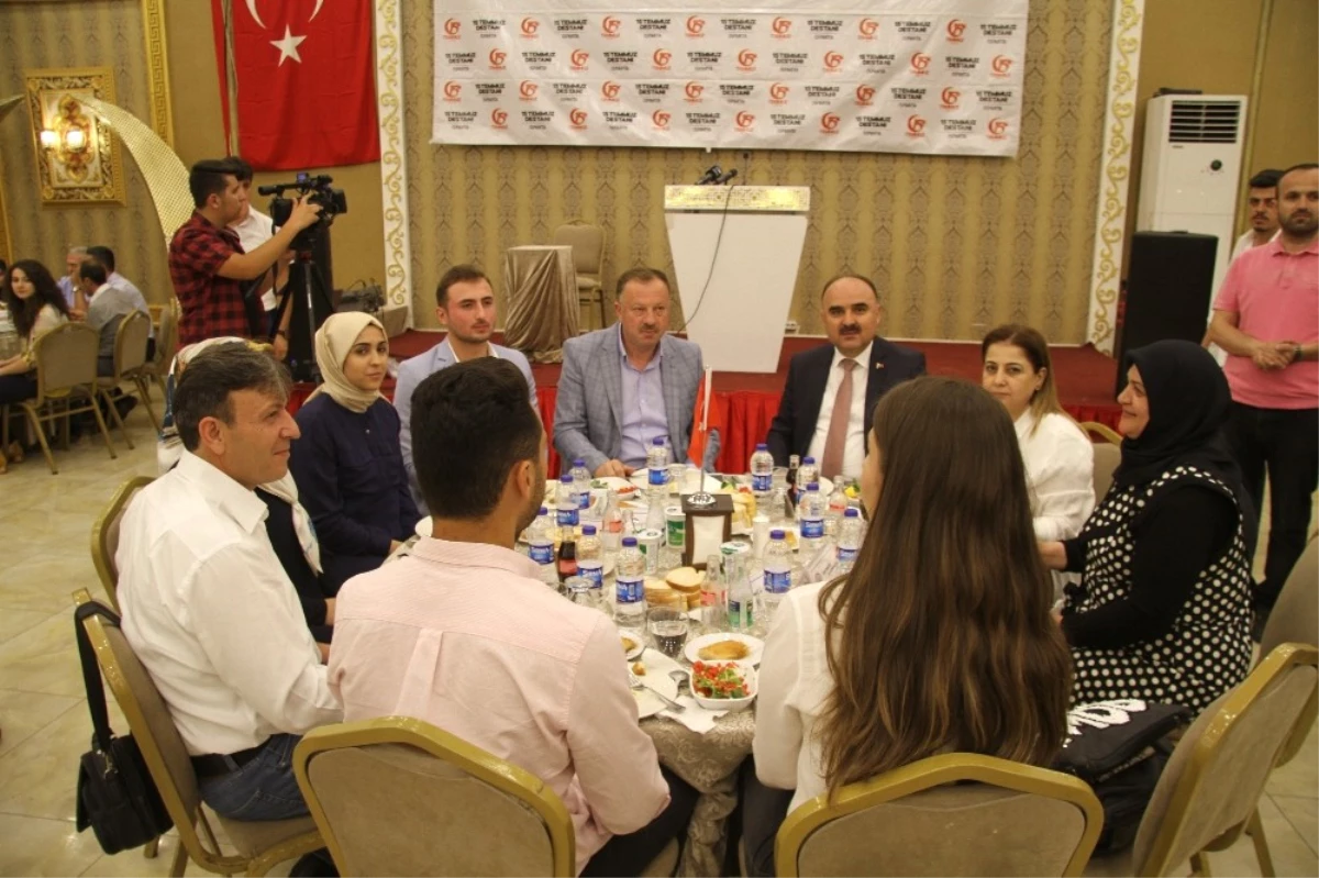 Isparta\'da Şehit Aileleri, Gaziler ve Gazi Ailelerine Milli Birlik Günü Yemeği