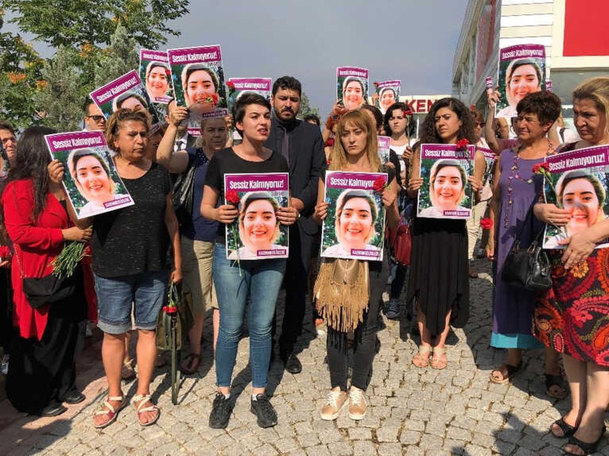 Kadınlardan Şule Çet Eylemi