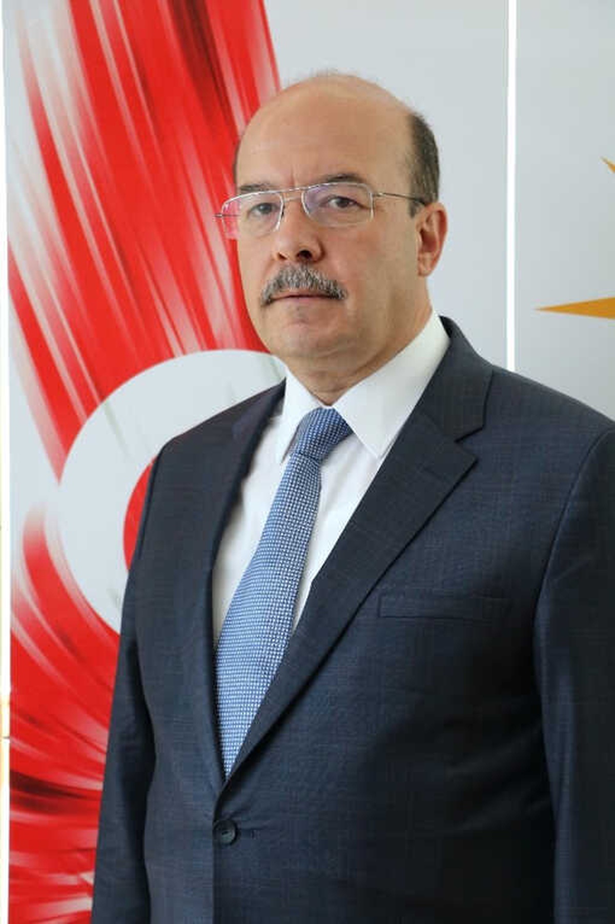 Millet Olarak Bizim İçin Söz Konusu Vatan ve Ezan İse Gerisi Teferruattır"