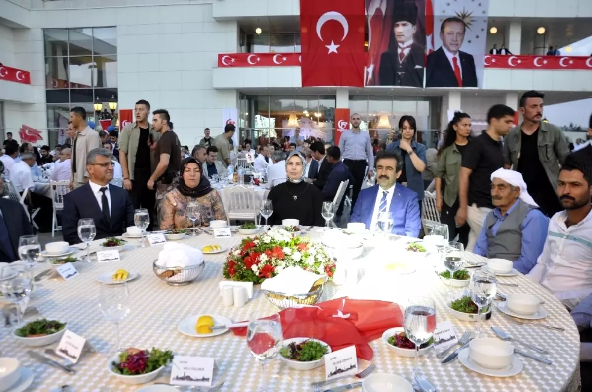 Şehit ve Gazi Aileleri 15 Temmuz Yemeğinde Buluştu