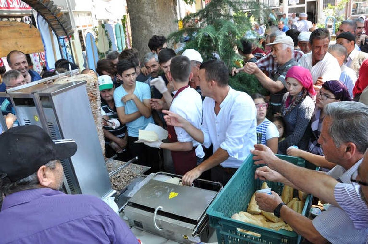 Simav\'da Bedava Döner