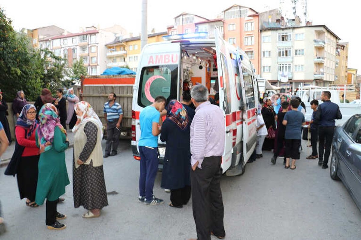 Sivas\'ta Patlama Paniğe Neden Oldu