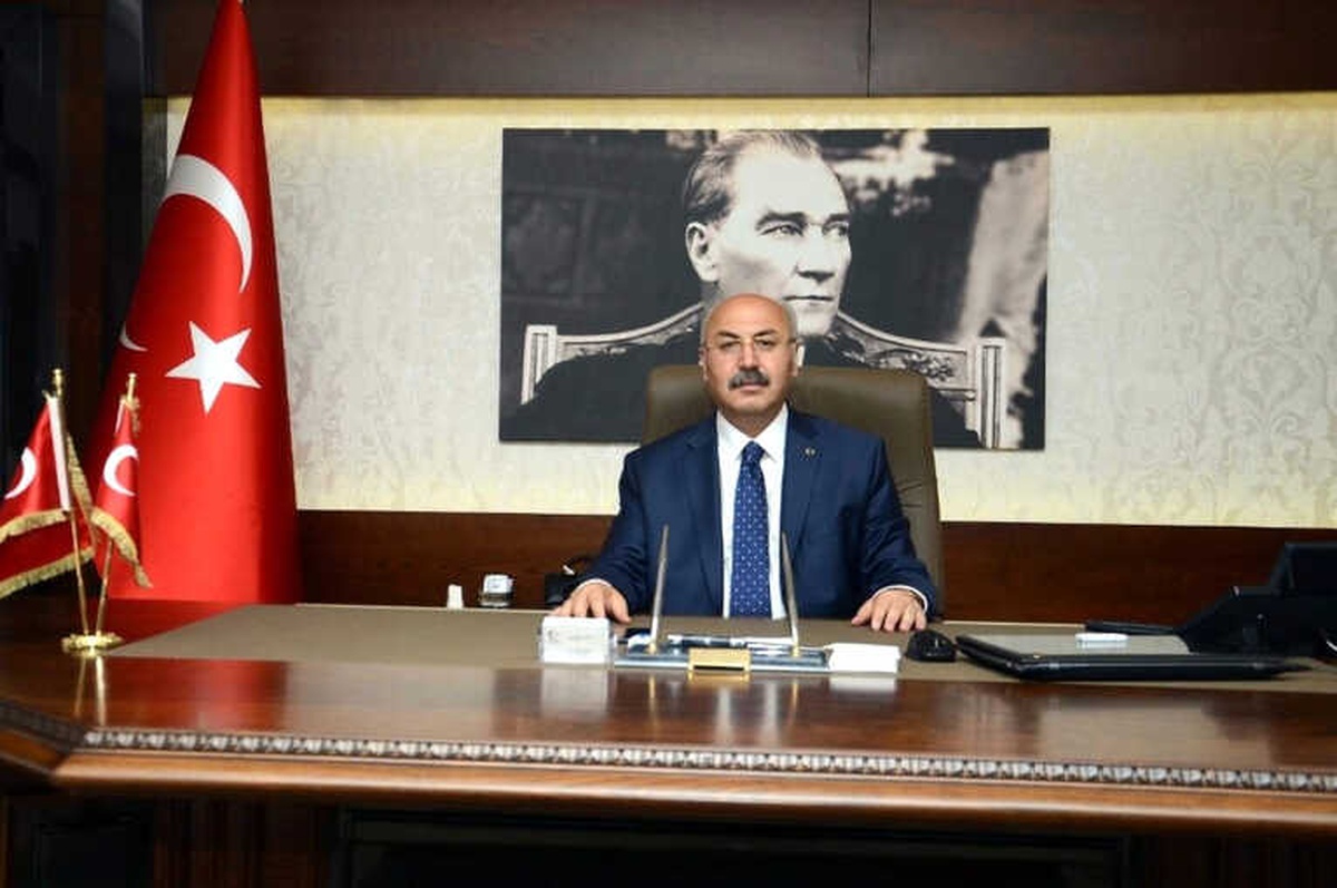 Vali Köşger; "15 Temmuz Şanlı Bir Demokrasi Zaferidir"