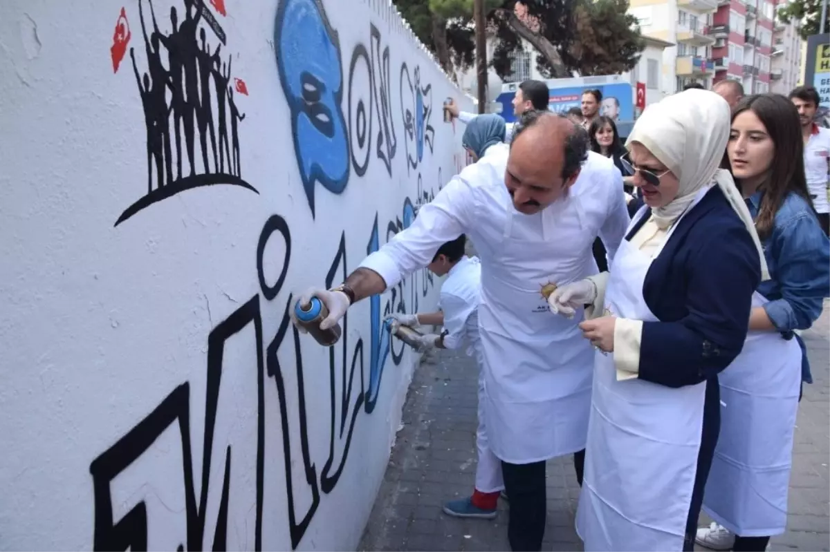 15 Temmuz Destanı Duvarlara Çizildi