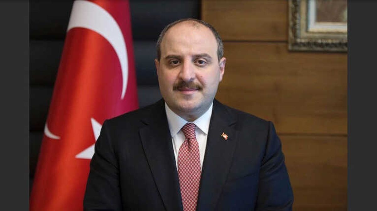 Bakan Varank: "Fetö\'ye Hukuk İçinde Hesap Sorulmaktadır ve Sorulacaktır"