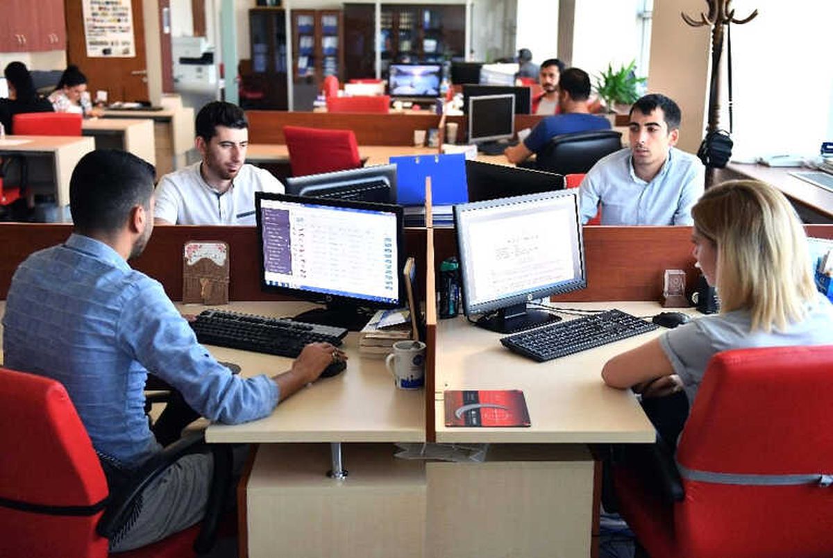 Başkan Tuna\'dan Nikah Kıymasını İsteyen de Var, Bilgisayar İsteyen De